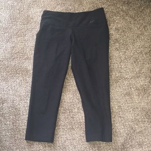 Sri-fit Nike Capri pants